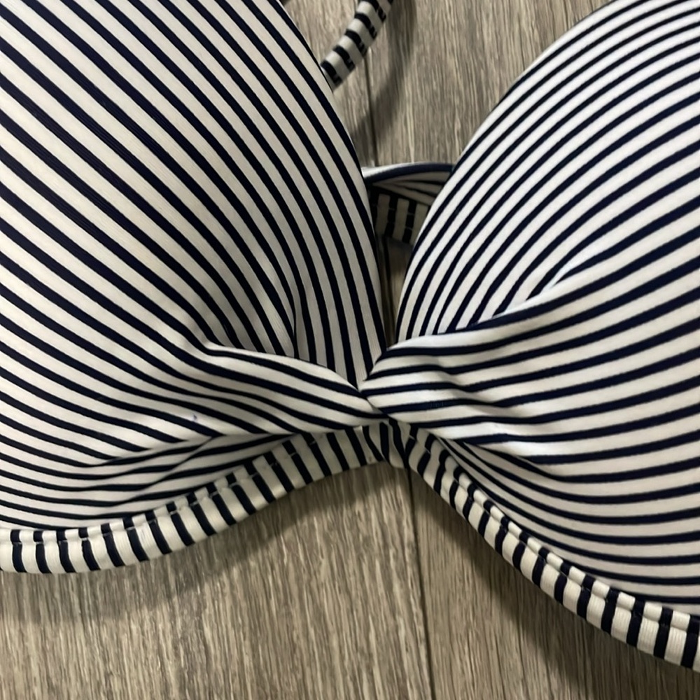 Swim top - Picture 6 of 6